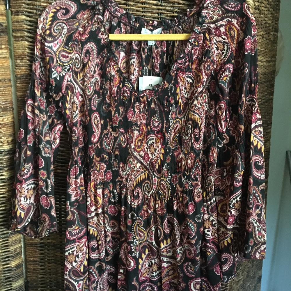 Top/Blouse - Picture 9 of 9